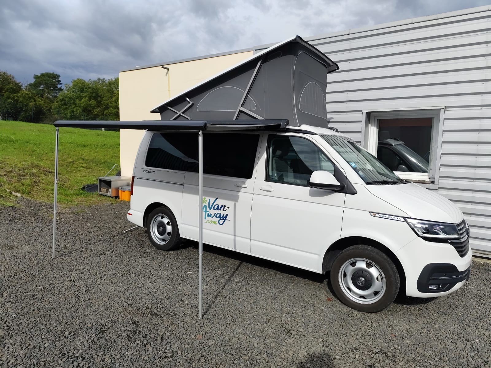 VOLKSWAGEN CALIFORNIA OCEAN CAMPER T6.1 – 35700km – 64000€ – CLERMONT FERRAND