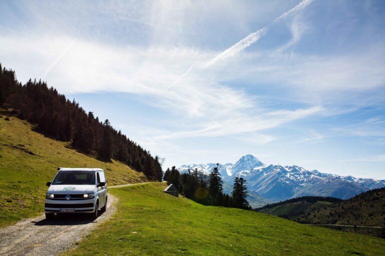 col aspin pyrenees|van ruisseau campement|pyrenees gavarnie cirque|pyrenees route soleil|moulin-ariege-prairie|campement ariege pyrenees
