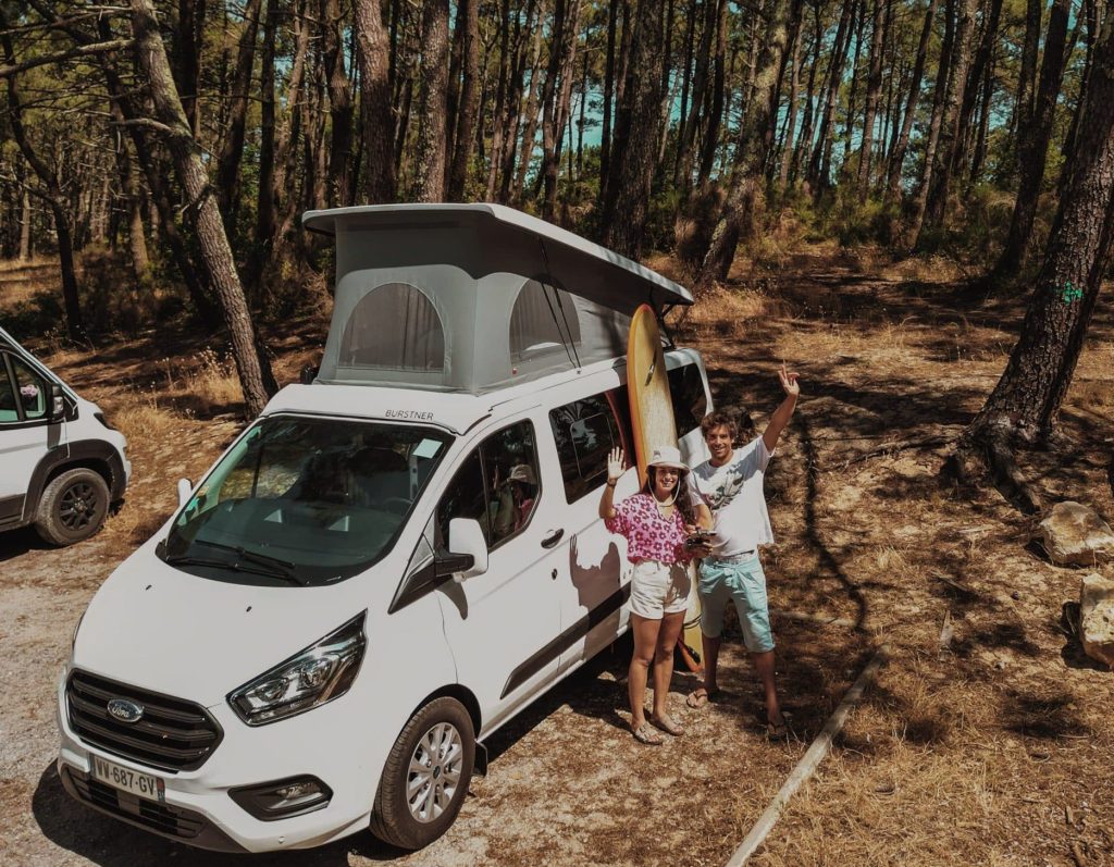 emma tournier copa van amenage surf foret ete (1)