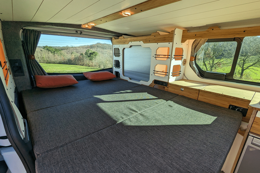 hanroad van mania est lit du bas 9x6