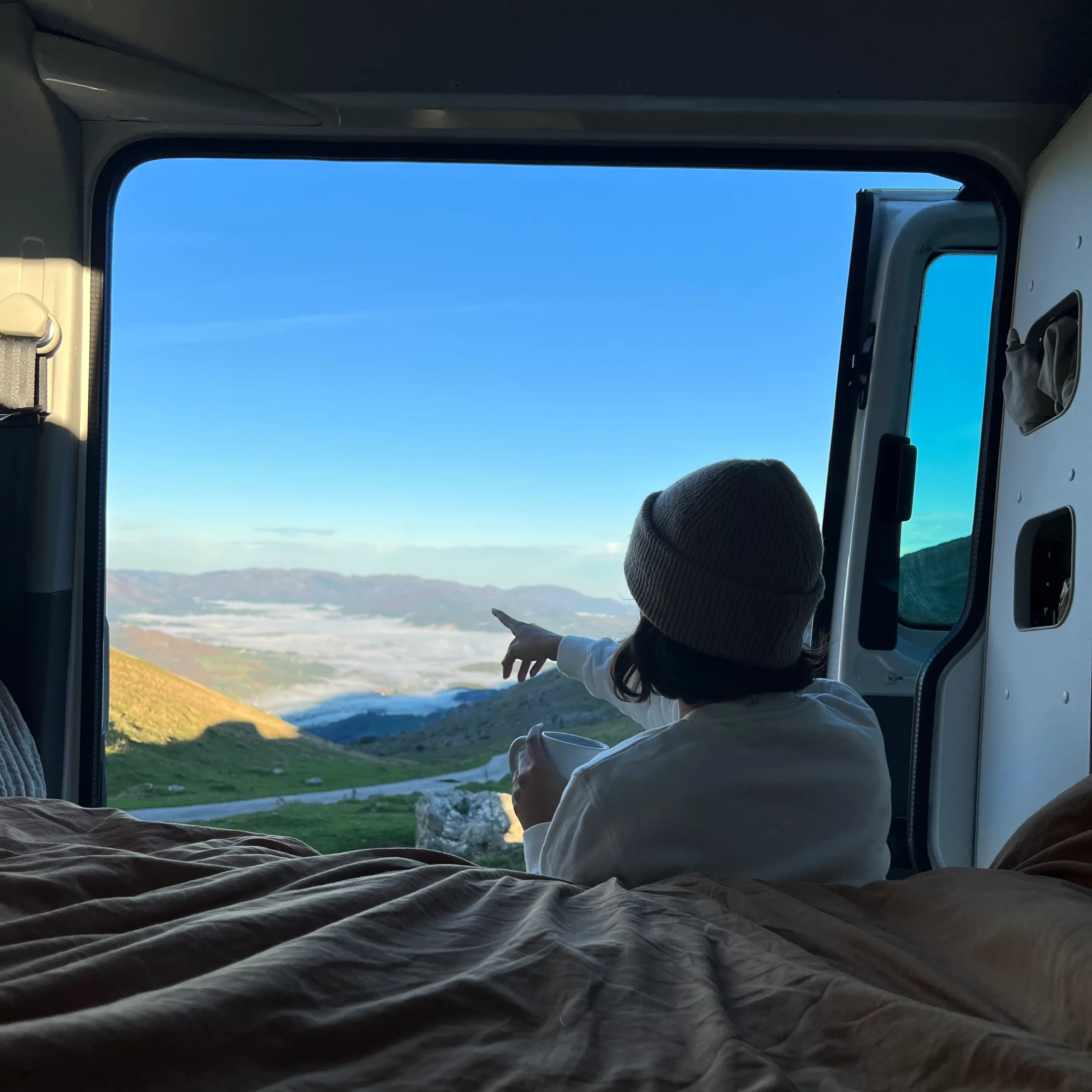 Voyage en malaga dans les montagnes, confort, chaleur et vue impressionnante