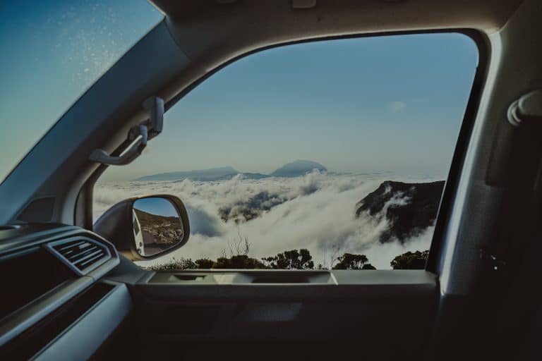 julien polo malaga reunion van amenage vue aerienne nuages montagne