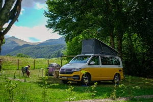 onlycamp les monts du cantal louna chaumeil 5850