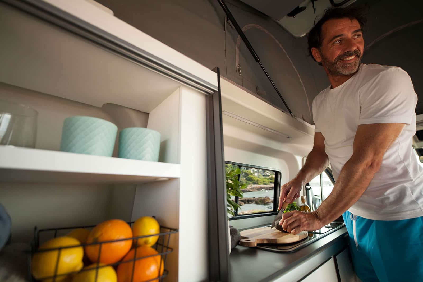 panama van lifestyle 105