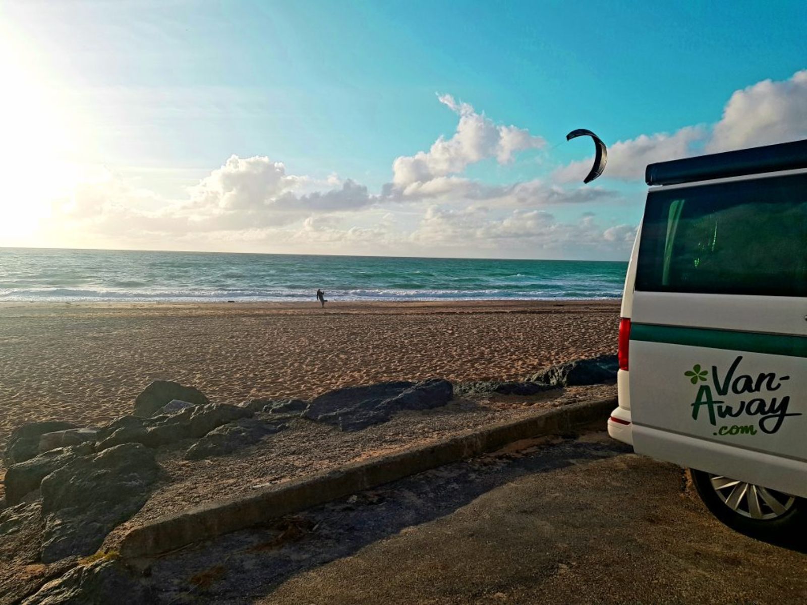 van amenage aigues mortes